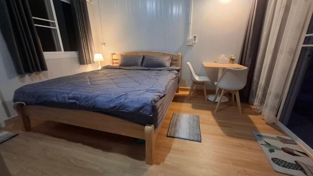 Photo of Bedroom in Salaya