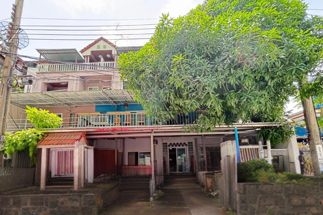 Photo of Others in Bang Chak