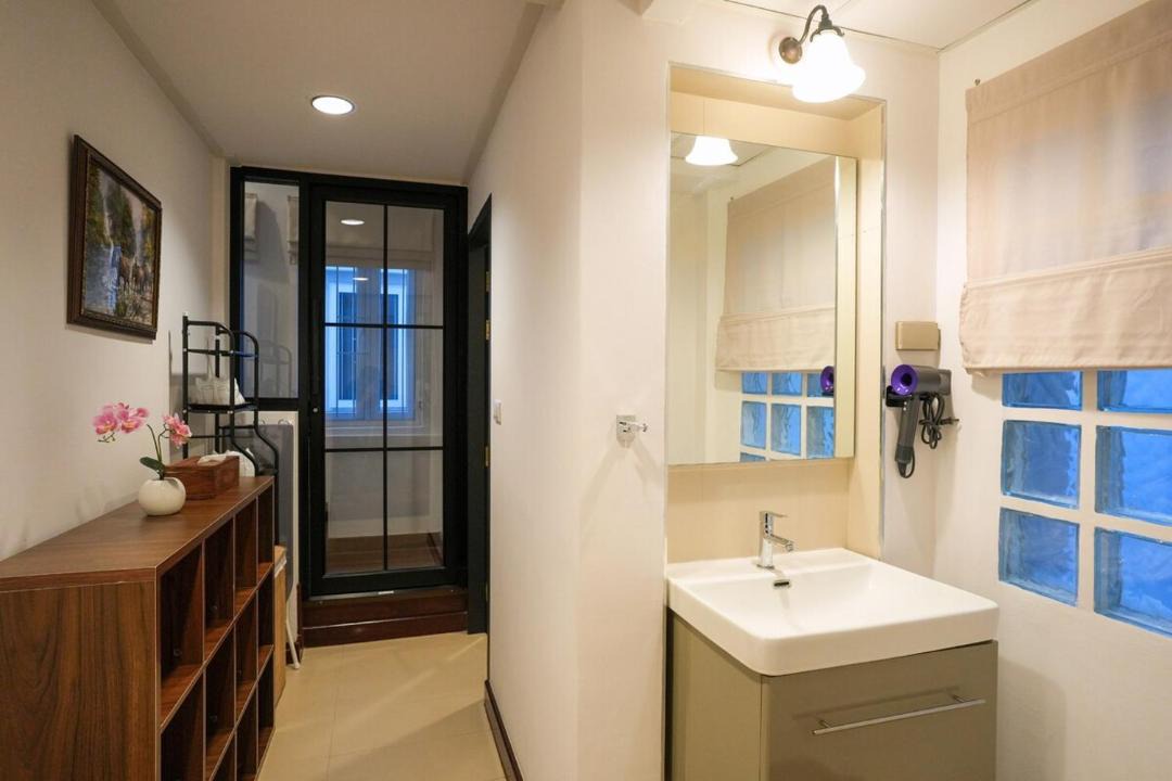 Photo of Bathroom in Chakkrawat