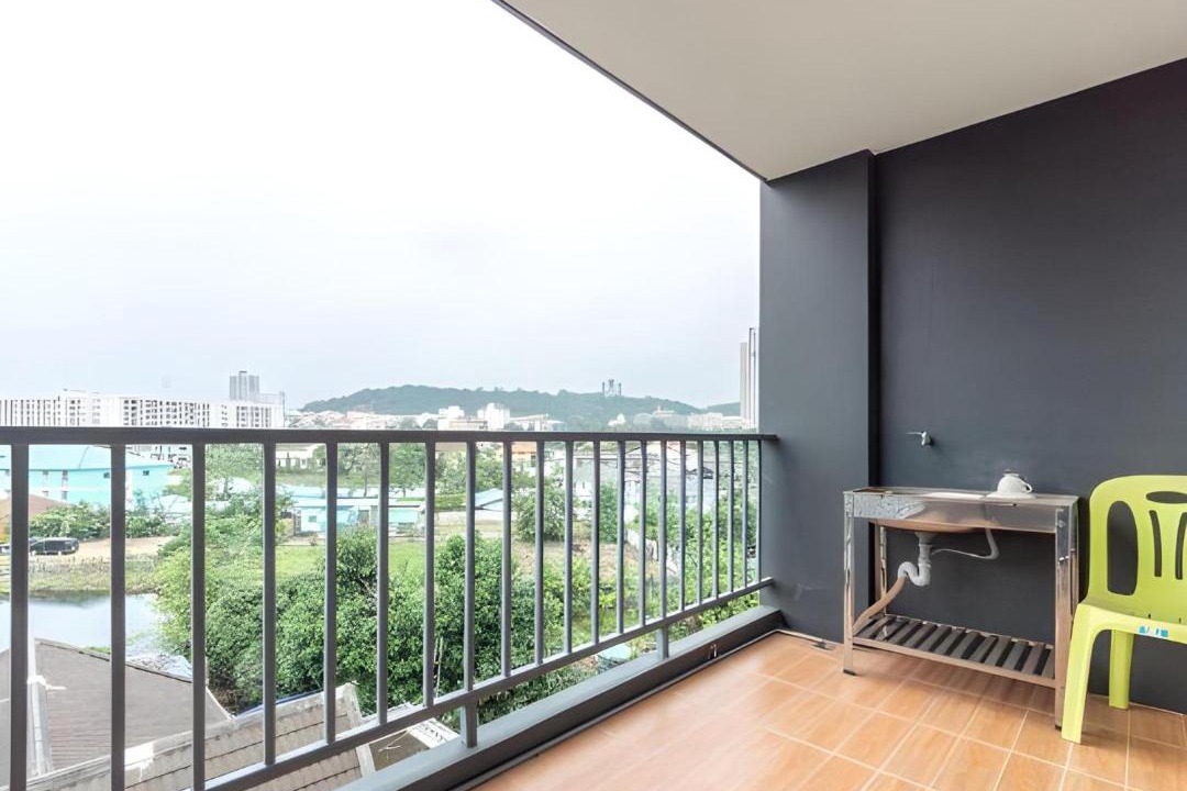 Photo of Patio Balcony in Chom Phon