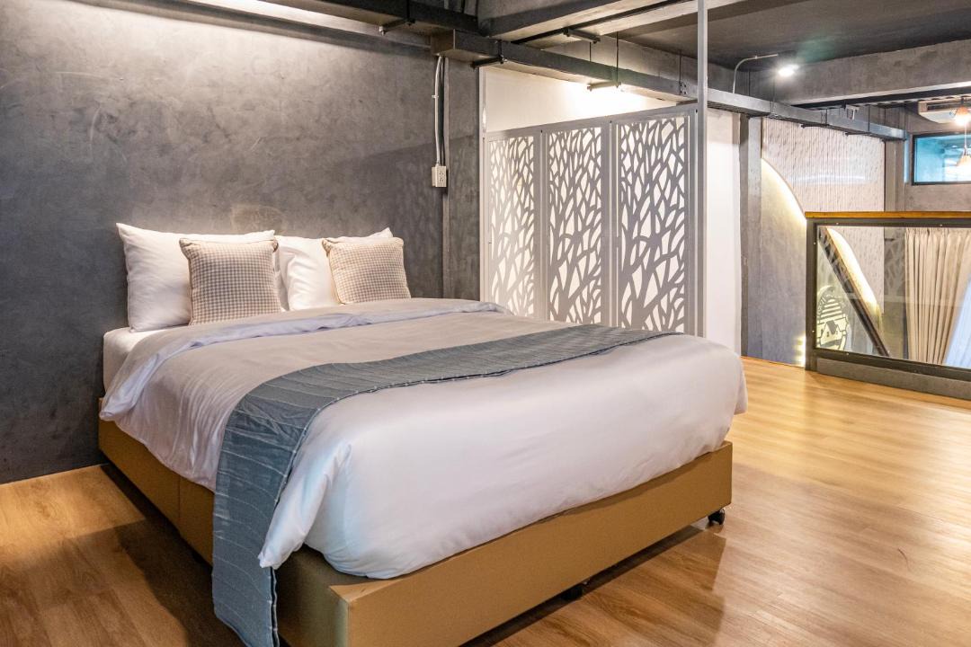 Photo of Bedroom in Bangkok Central Business District