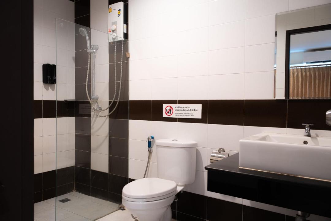 Photo of Bathroom in Pak Nam