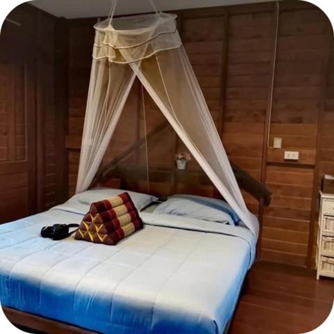 Photo of Bedroom in Ko Yao