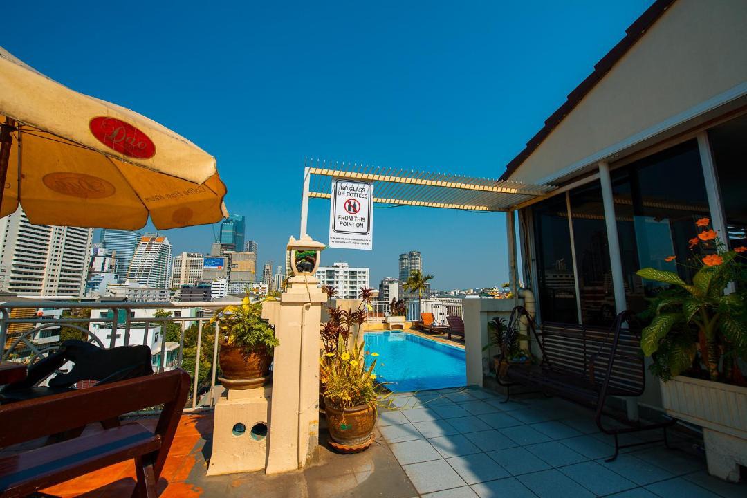 Photo of Patio Balcony in Yan Nawa