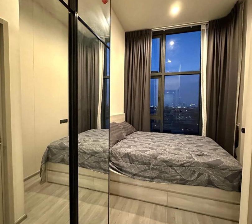 Photo of Bedroom in Phra Khanong