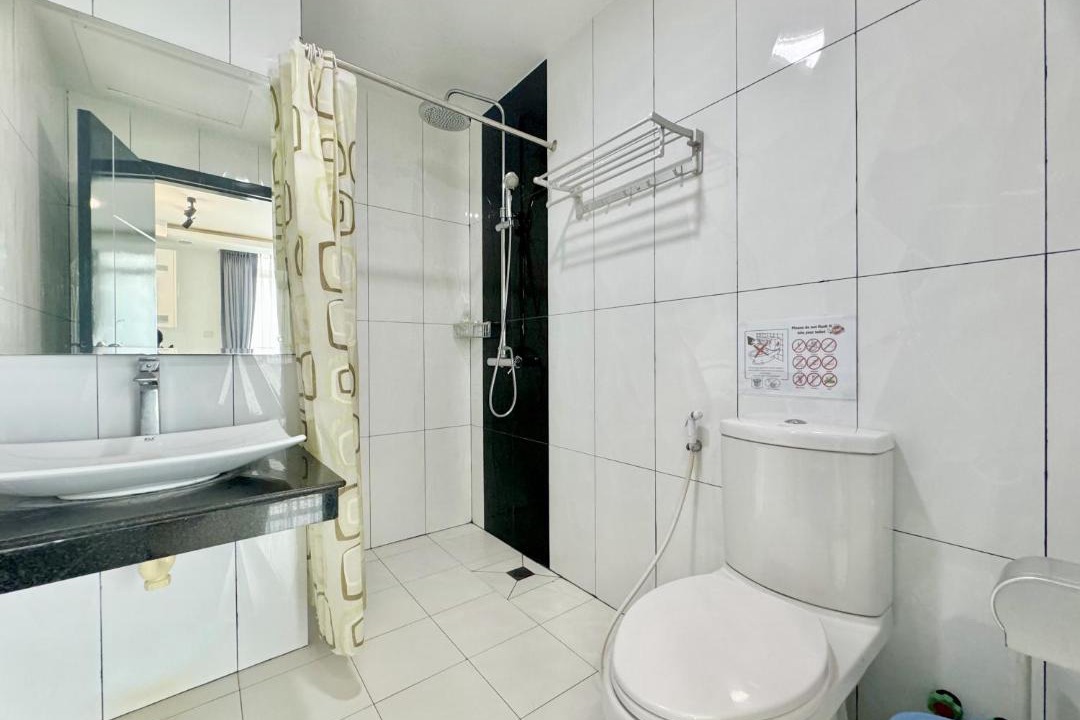 Photo of Bathroom in Chamkar Mon