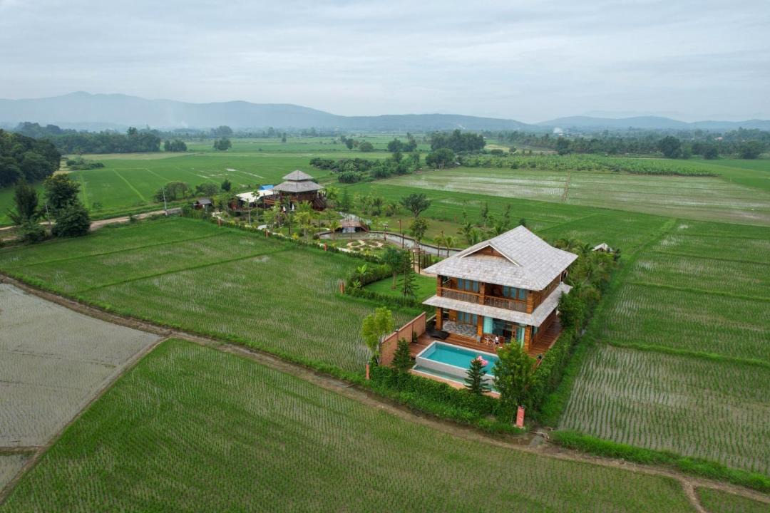 Photo of Others in Cho Lae