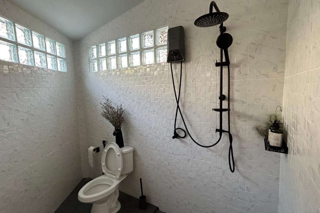 Photo of Bathroom in Old City