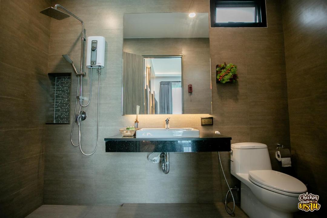 Photo of Bathroom in Sam Phran