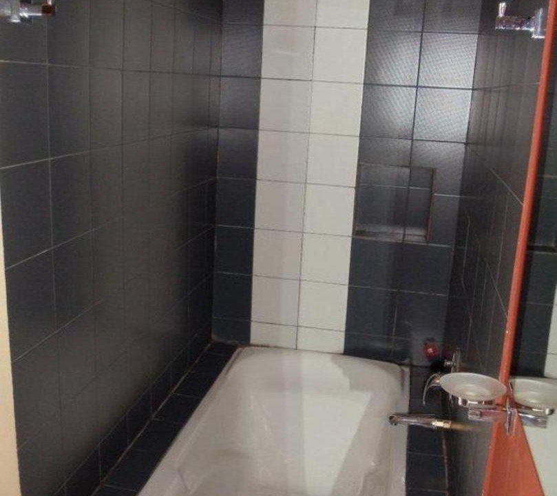 Photo of Bathroom in Daun Penh