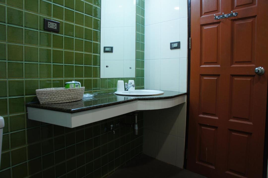 Photo of Bathroom in Wat Bowon Niwet