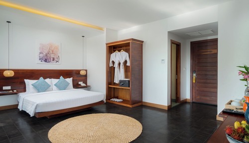 Junior Studio Suite
