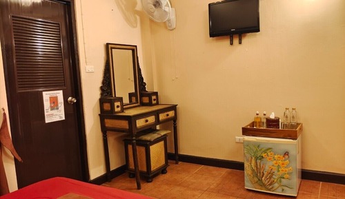 Basic Twin Room