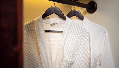  Cabana Twin Poolside + Free Laundry + Mini-Bar