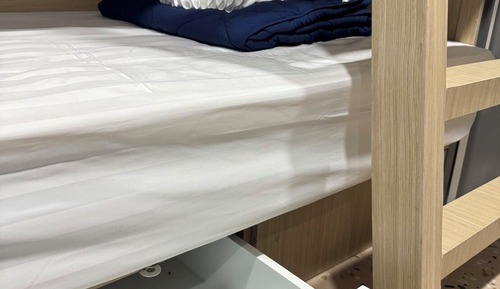 Bed in 8-Bed Mixed Dormitory Room