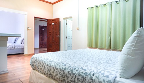 Deluxe Quadruple Room