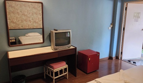 Deluxe Room, 1 King Bed, Balcony