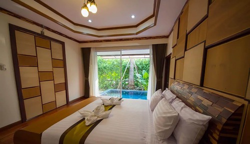 Deluxe Villa