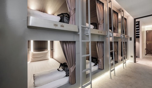 Upper Bunk Mix Gender Capsule