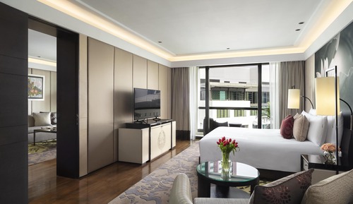 Executive Suite (Executive Lounge Benefit)