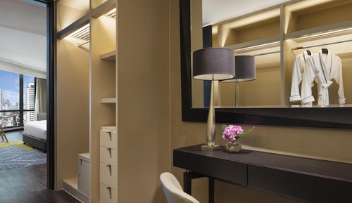 Penthouse Suite  ( Executive Lounge Benefit )