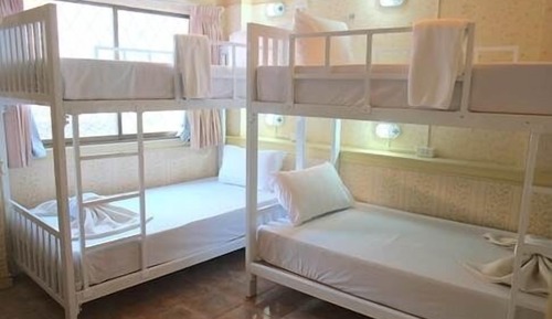 5 Bunk Bed Shared Dorm