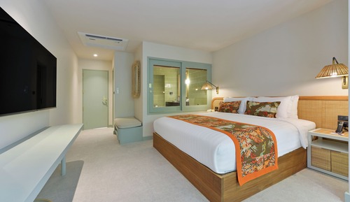 Luxury Garda Two-bedroom Pool Suite