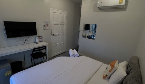 Private Studio B