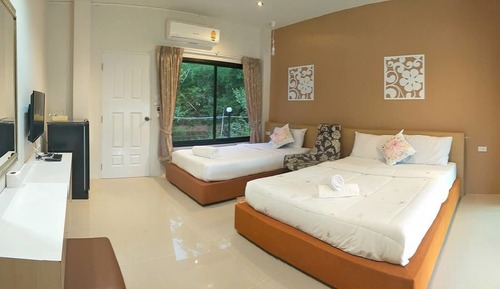 Superior Triple Room