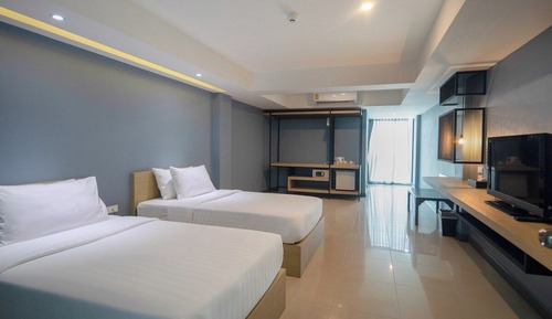 Superior Twin Room