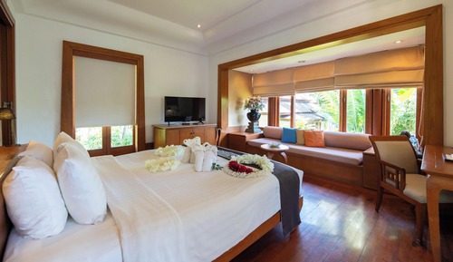 Sala Villa Upper Garden View