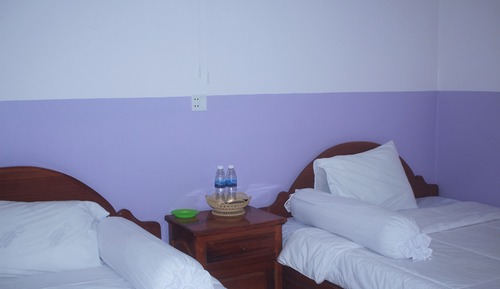Basic Twin Room
