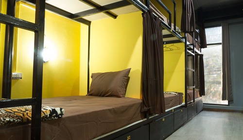 Bunk Bed in Mix1-12 Dorm