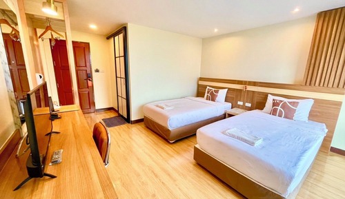 Standard Twin Room