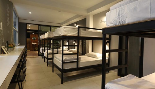 Mixed Dormitory 