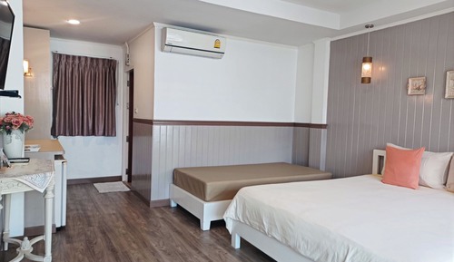 Standard Double Room, Garden View