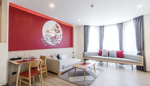 Executive Suite