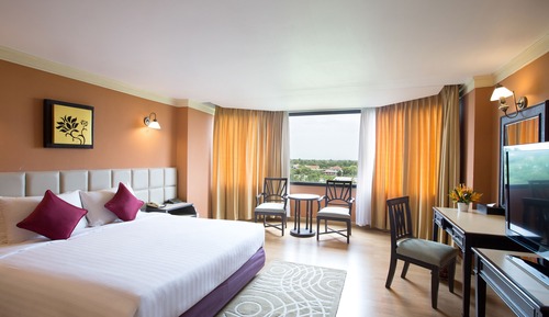 Deluxe Premium King Bed