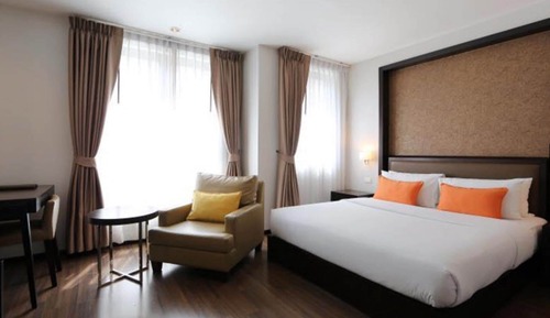 Superior Room, 1 King Bed