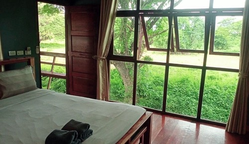 Honeymoon Room