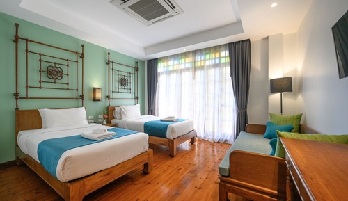 Deluxe Twin Room