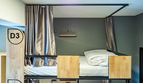 Mixed Dormitory Room
