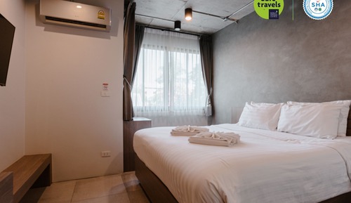 Standard Double Room, City View