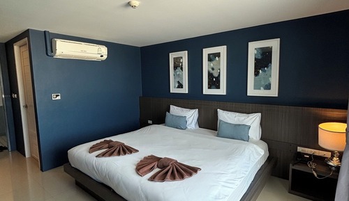 Deluxe Double Room, 1 King Bed, Non Smoking, City View