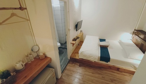 Standard Room (New Wing)