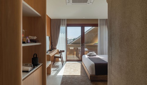 Standard Room, River View