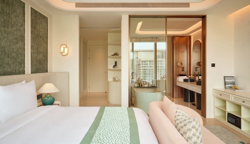 Presidential Suite, River View