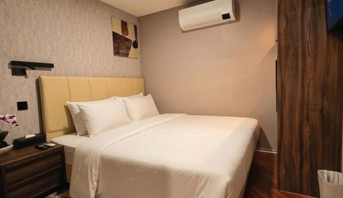Superior King Bed Room