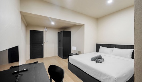 Queen Room