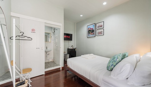 Superior Room, 1 Queen Bed, Non Smoking, City View